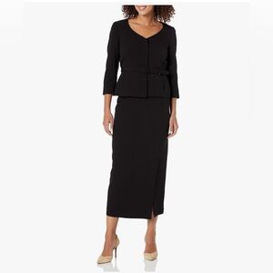Le Suit 2 piece Black Suit sz 8